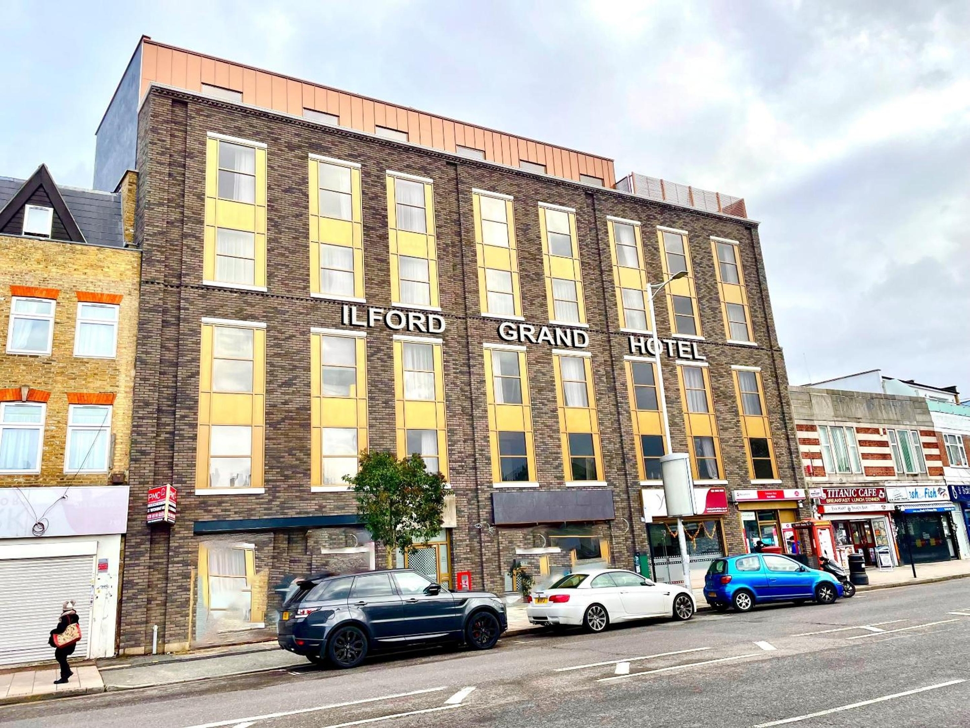 Ilford Grand Hotel, Ilford