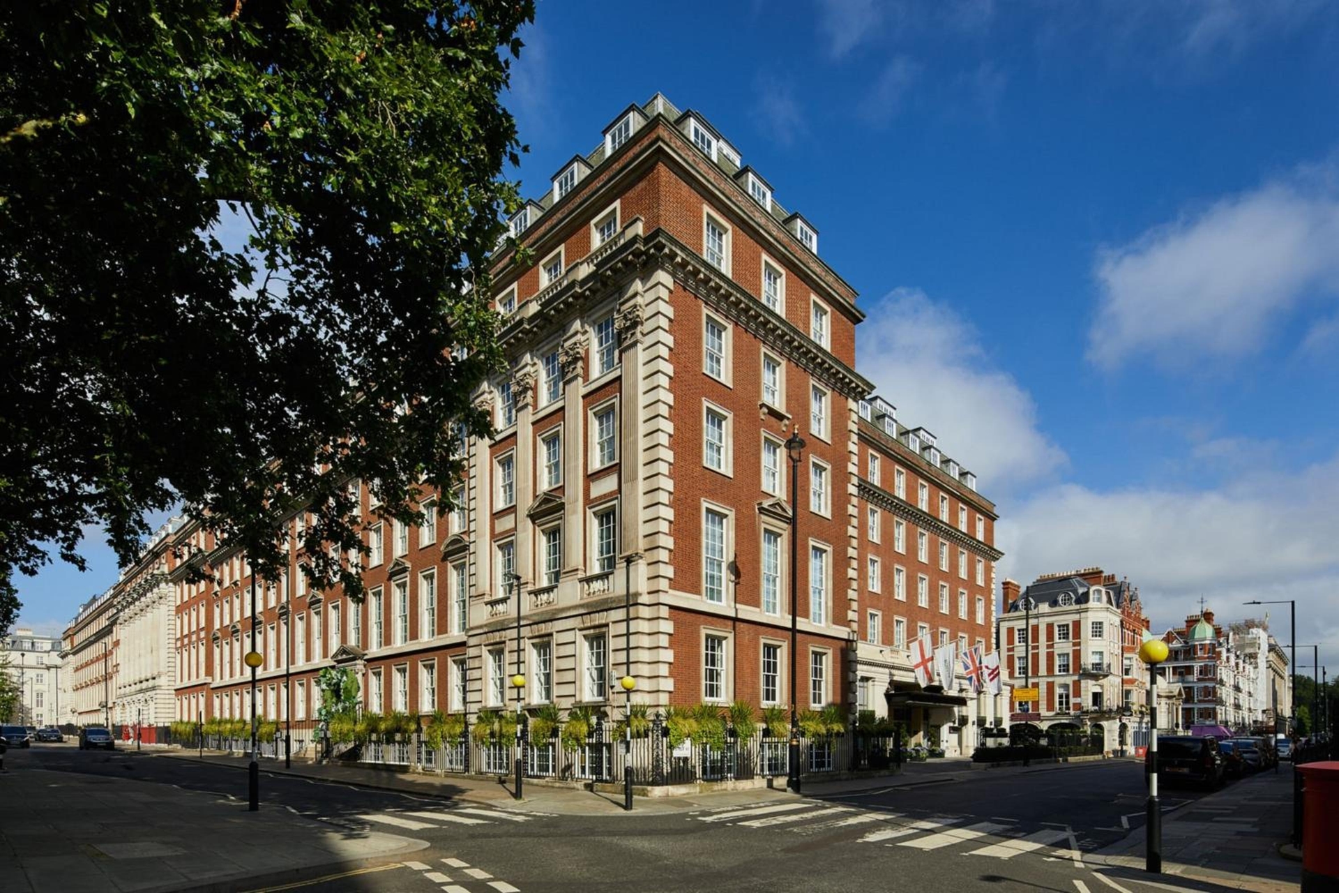 London Marriott Hotel Grosvenor Square, London