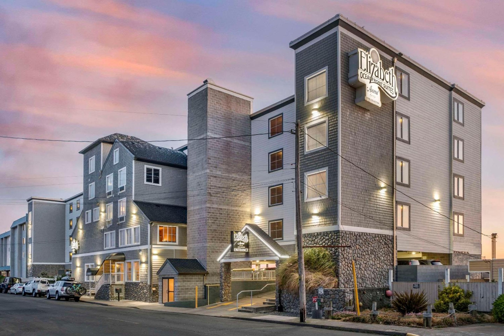 Elizabeth Oceanfront Suites, an Ascend Collection Hotel, Newport