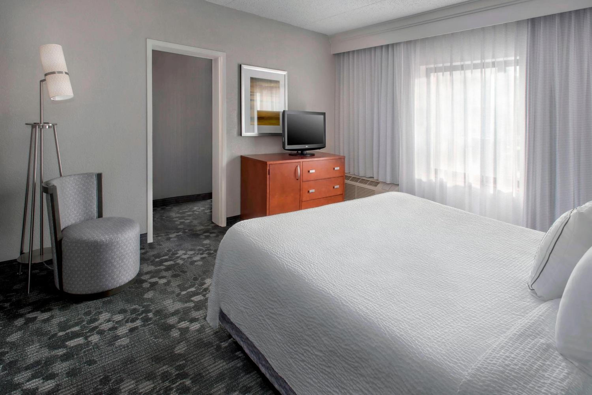 Foto de Courtyard Newark Liberty International Airport