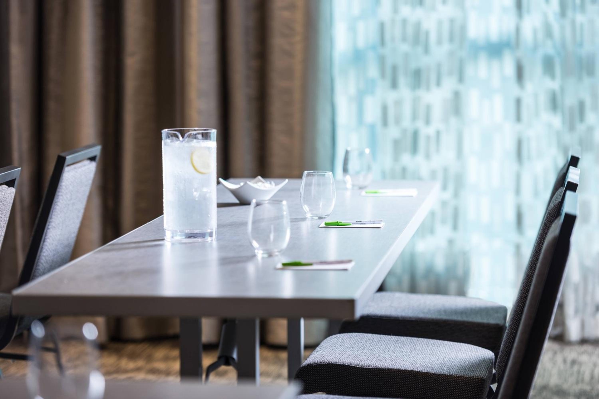 Foto de Courtyard by Marriott Edgewater NYC Area
