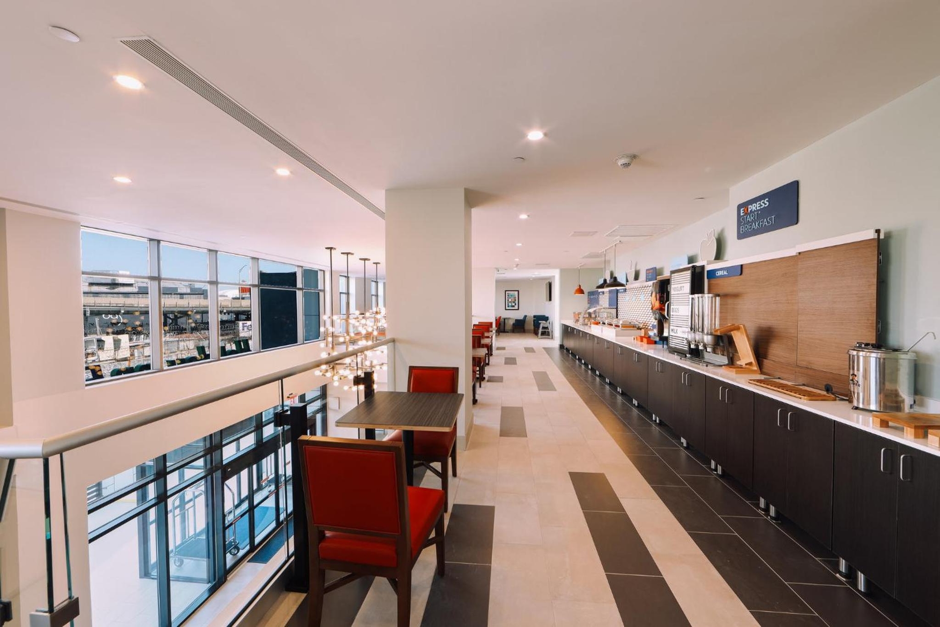 Foto de Holiday Inn Express Long Island City E - New York by IHG