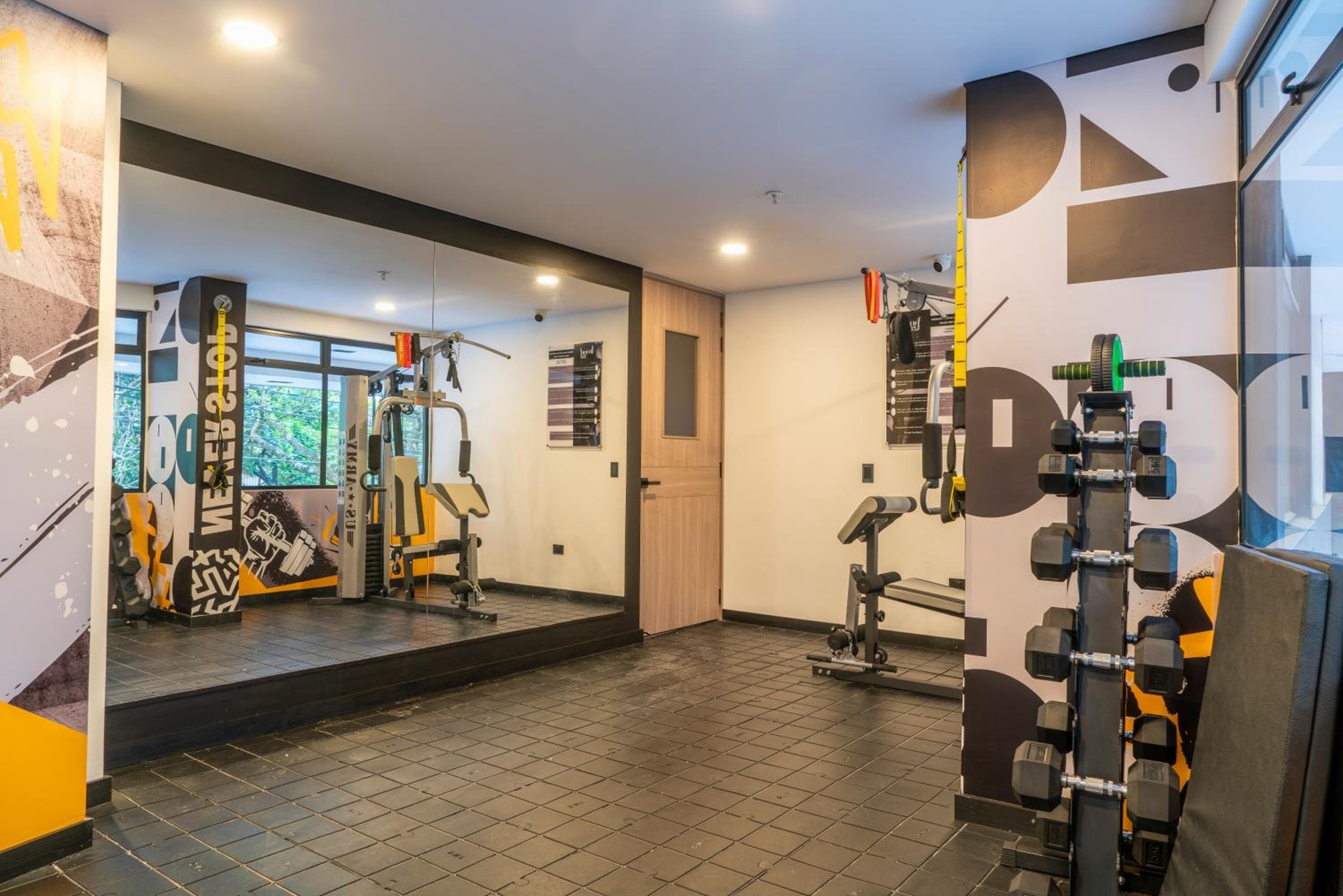 Foto de Hotel Living 35 Suites by Growing Group