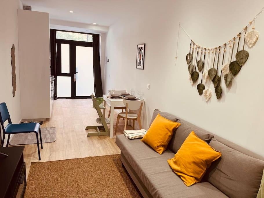 Quiet room in a park close to the sea & beach & subway No-4, Valencia