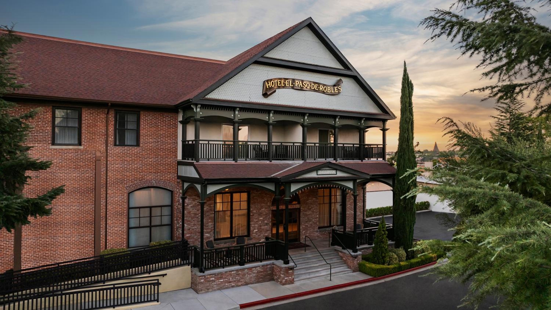 Paso Robles Inn, Paso Robles