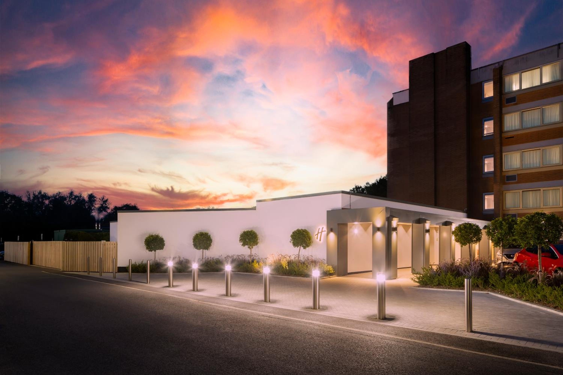 Holiday Inn London - Gatwick Airport by IHG, Horley