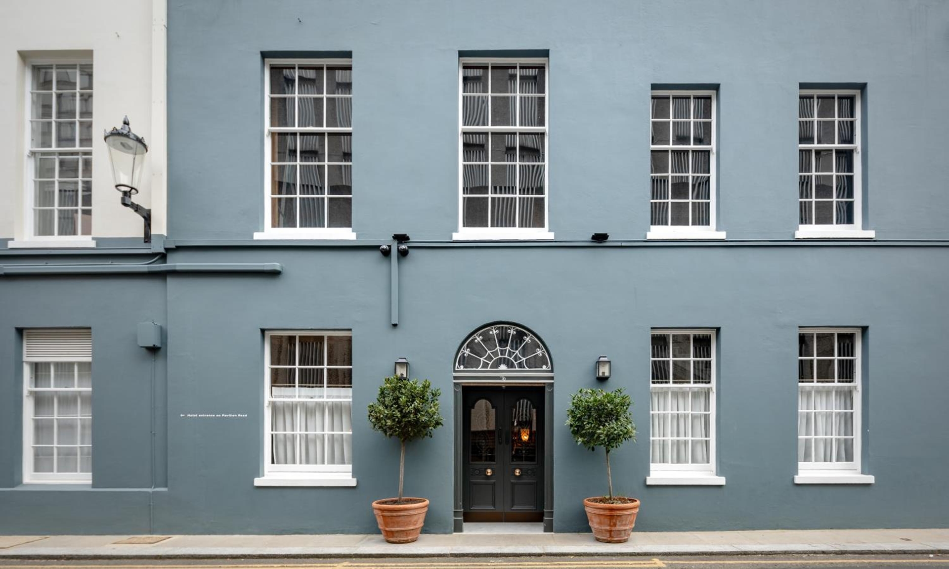 No. 30 Knightsbridge, London