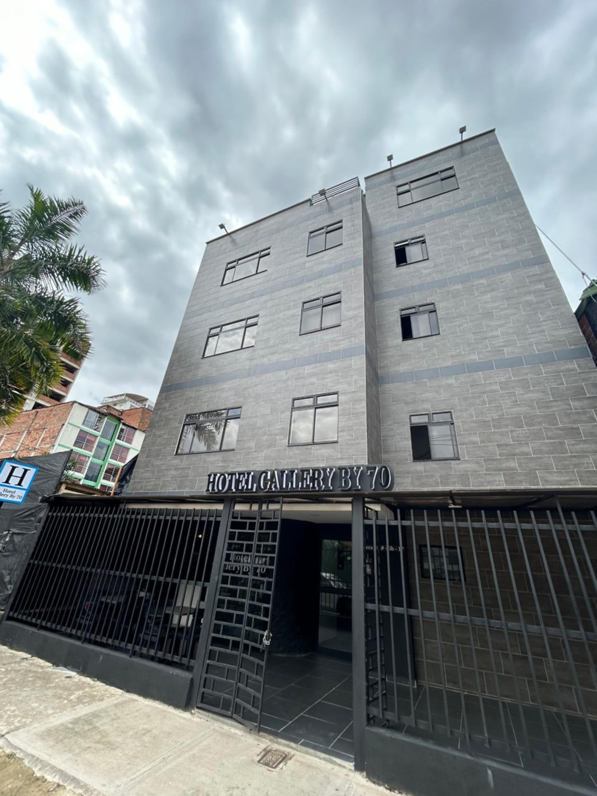Hotel Gallery By 70, Laureles