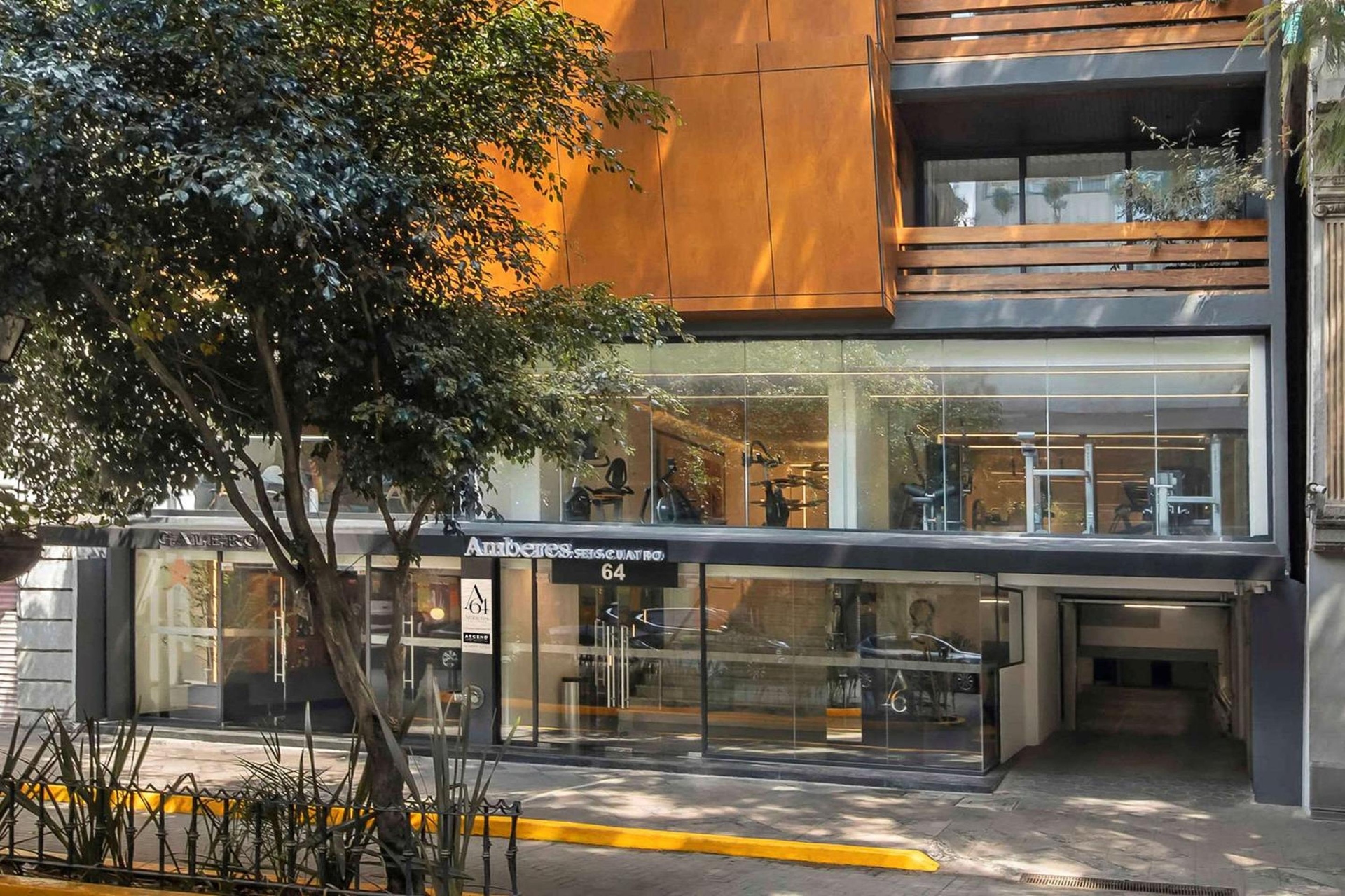 Amberes 64, an Ascend Collection Hotel