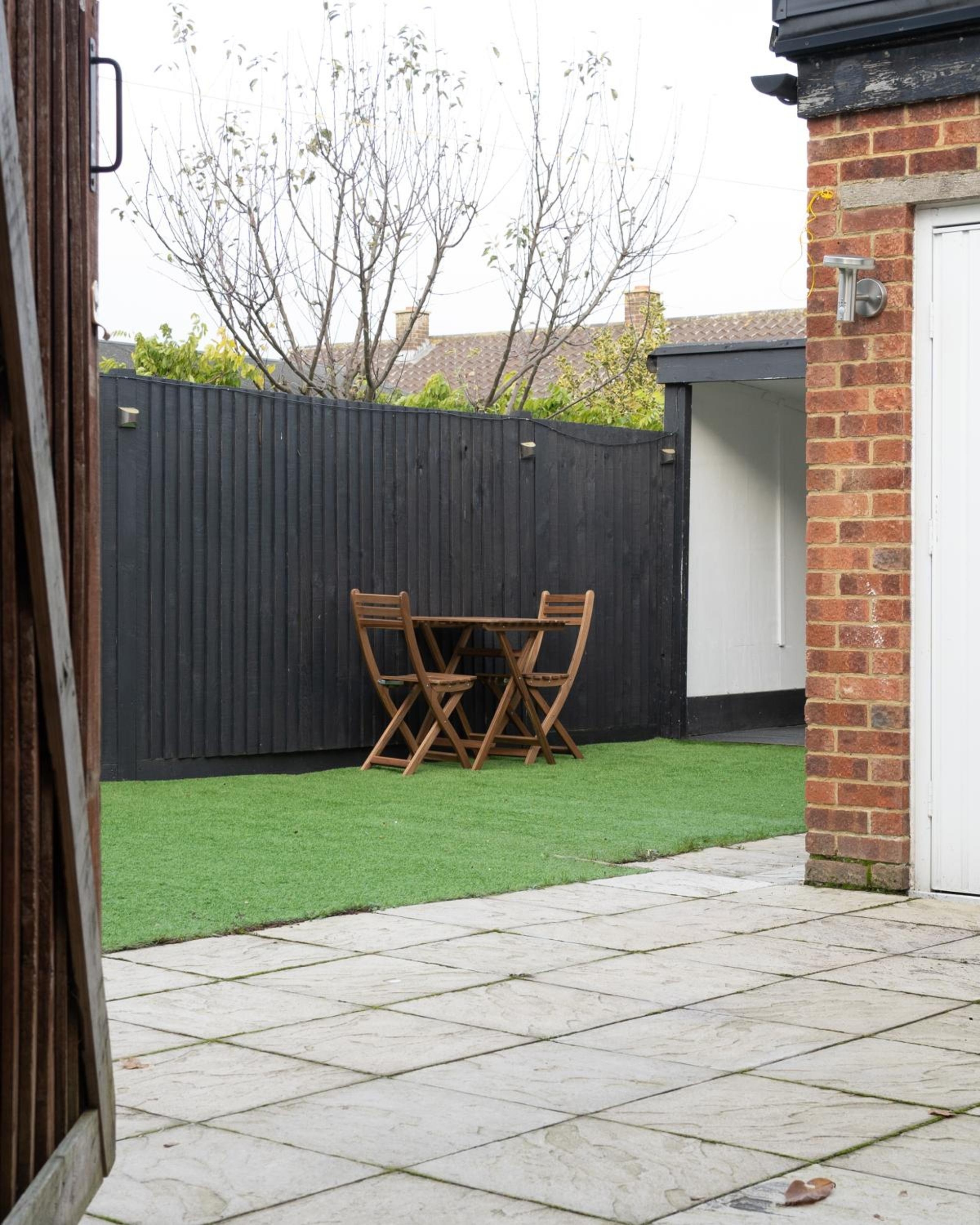 Oak Lodge, Welling