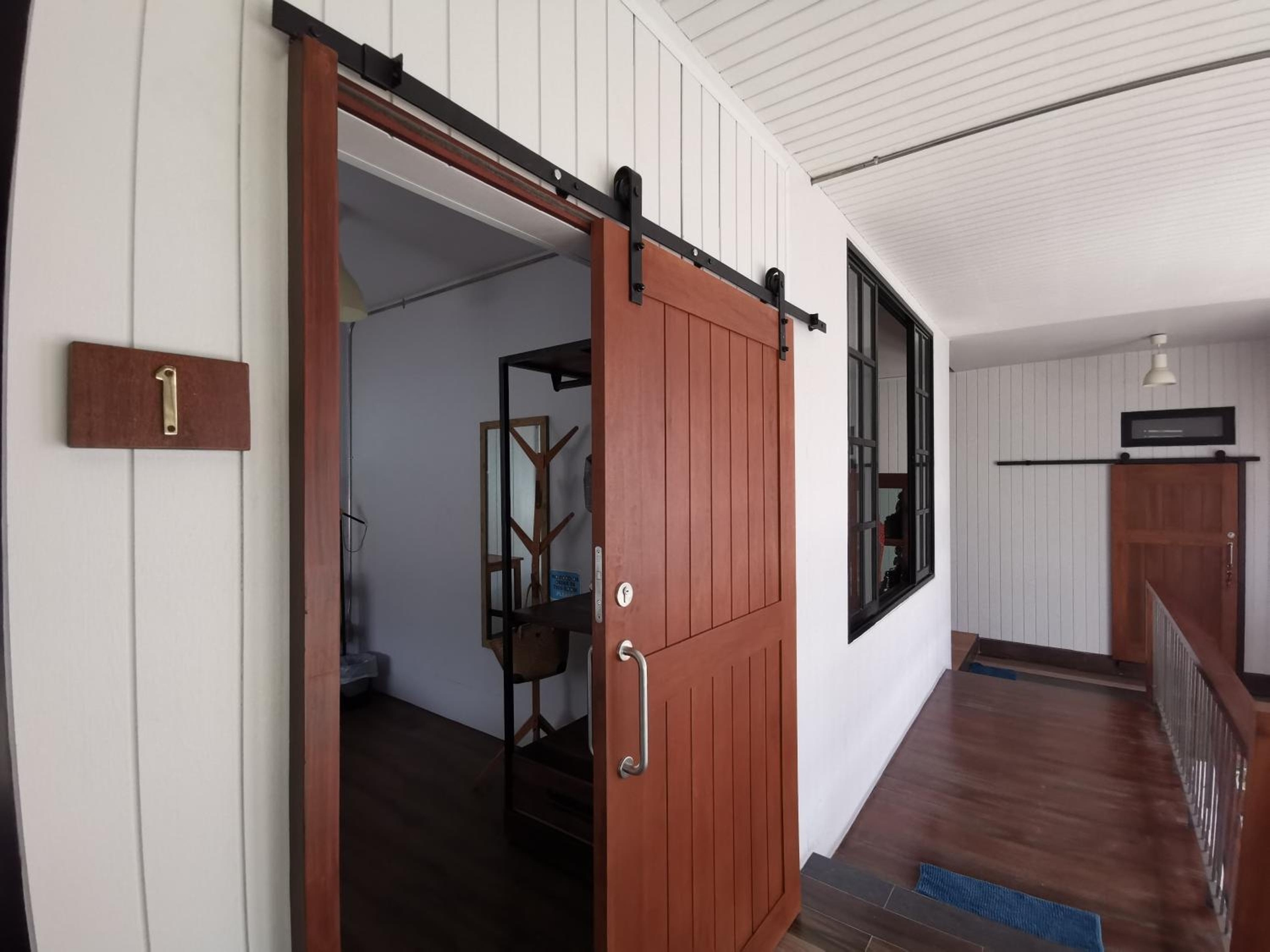 Foto de liaw base house