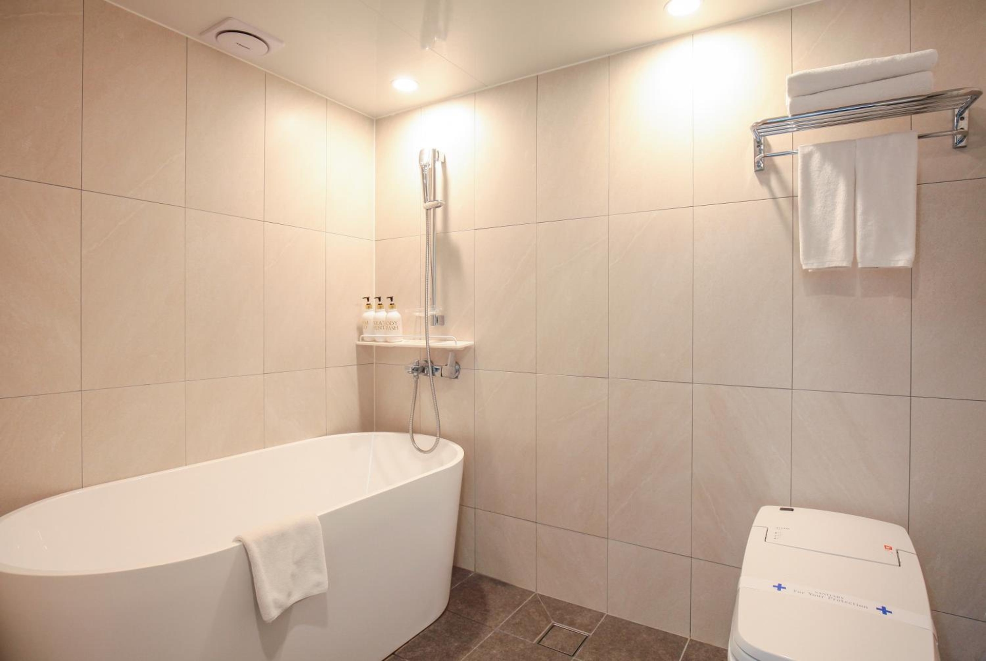 Foto de Marevo Beach Hotel