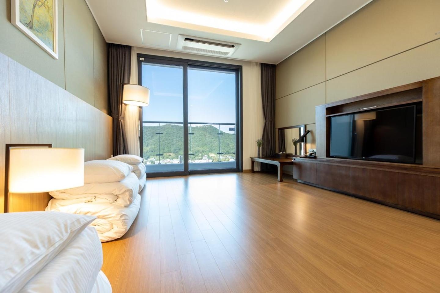 Foto de Ramada Plaza by Wyndham Dolsan Yeosu