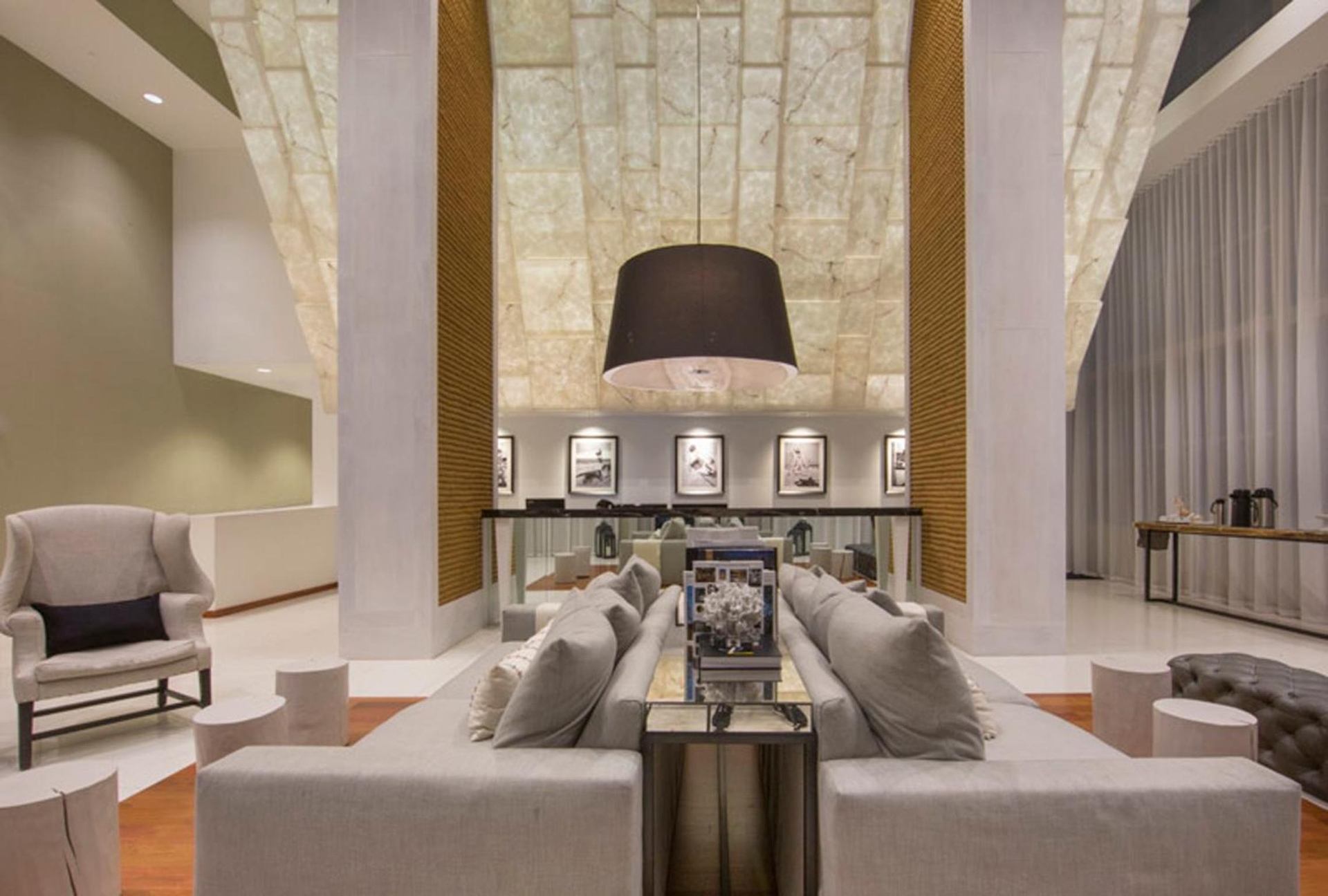 Foto de Ocean 2 Sky at Monte Carlo Miami Beach