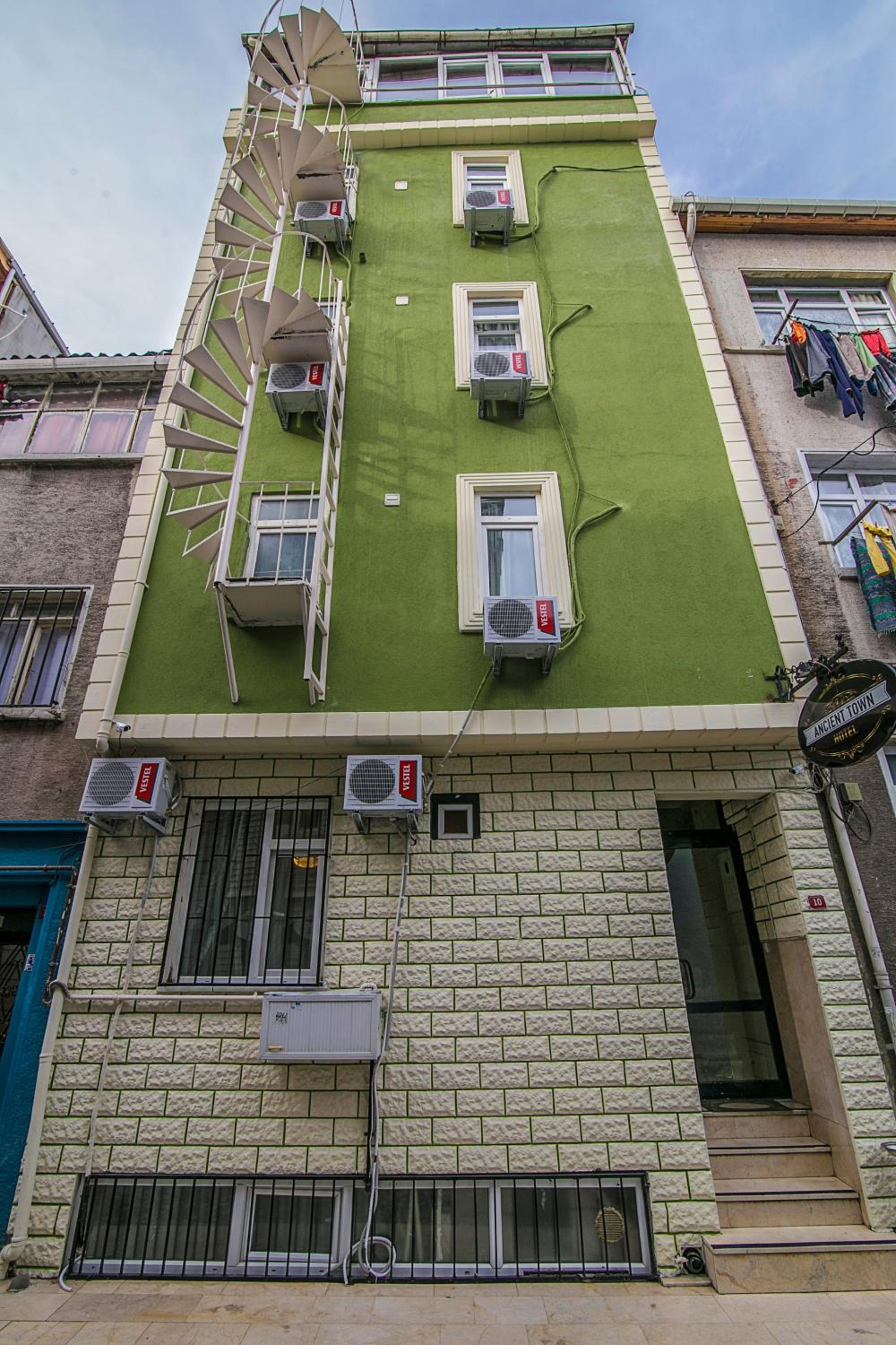 Ancient Town Hotel