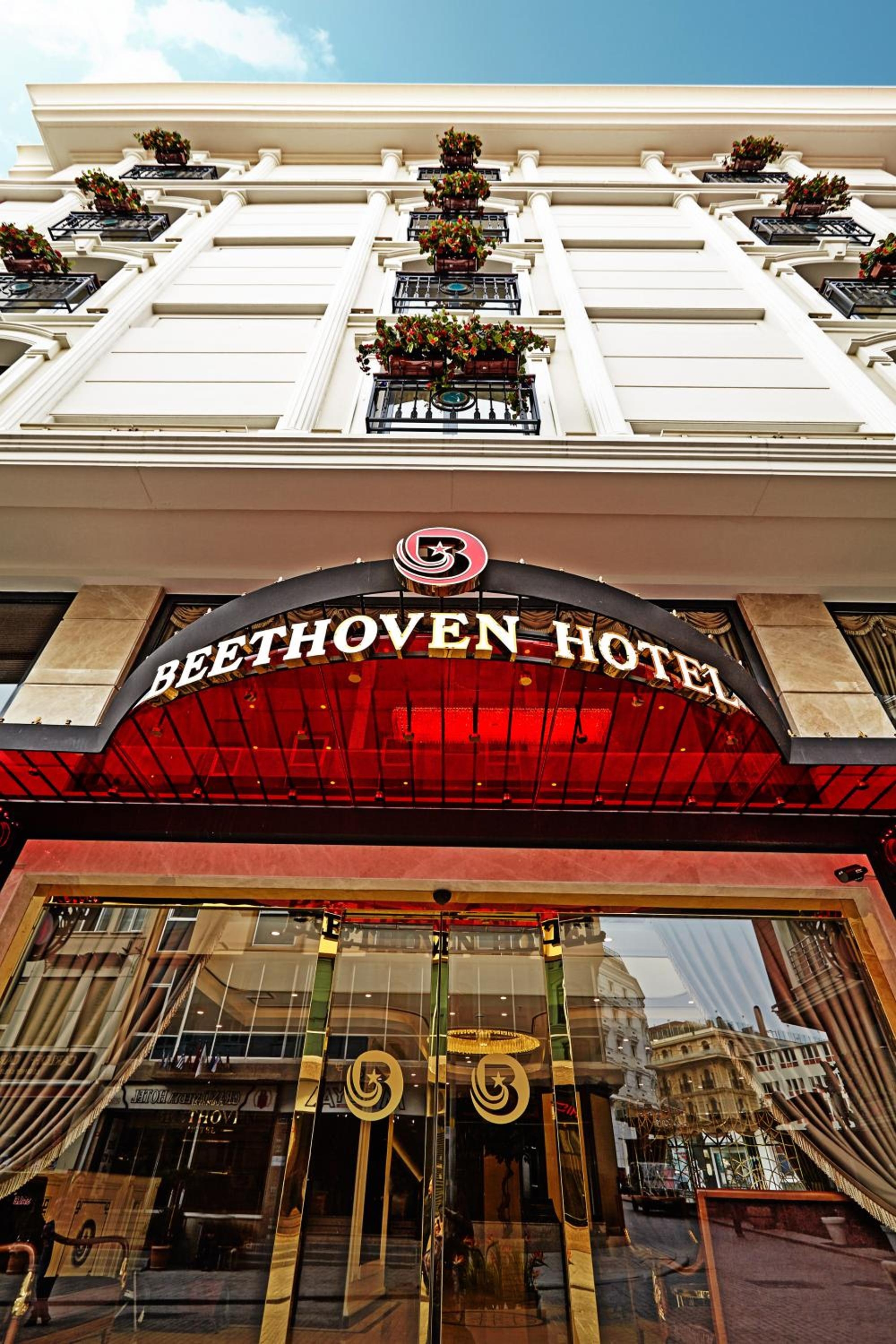 Foto de The Barbarossa Istanbul Metro Hotel