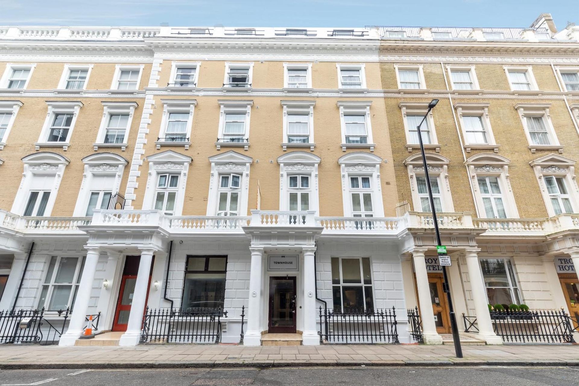 Apollo Hotel London Near Hyde Park and Paddington Station, London