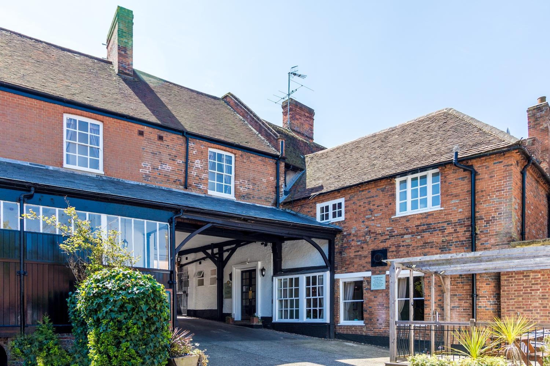The White Hart Hotel, Welwyn