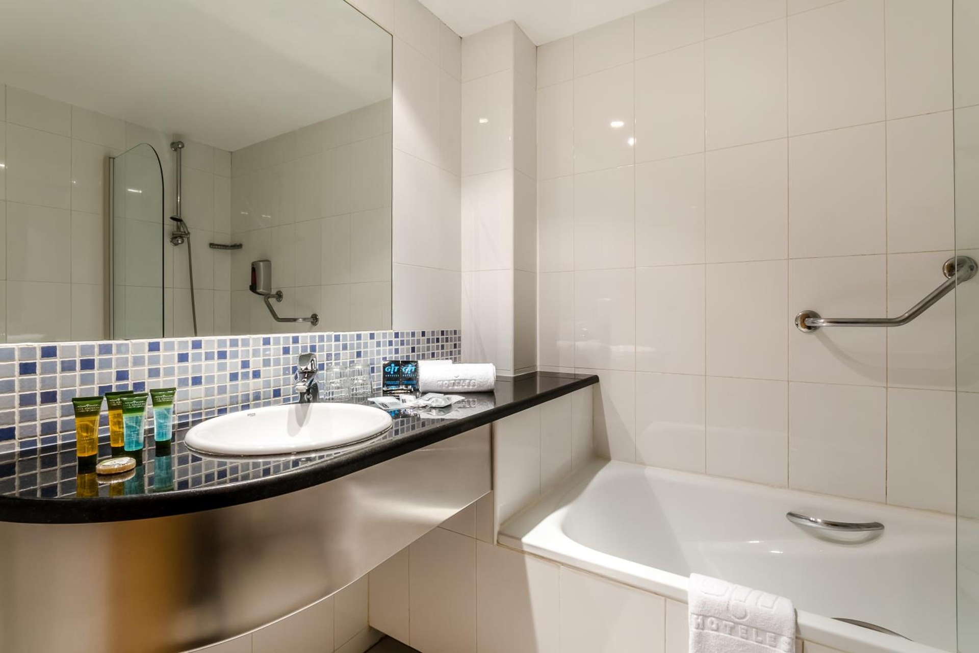Foto de Hotel YIT Ciudad De Zaragoza