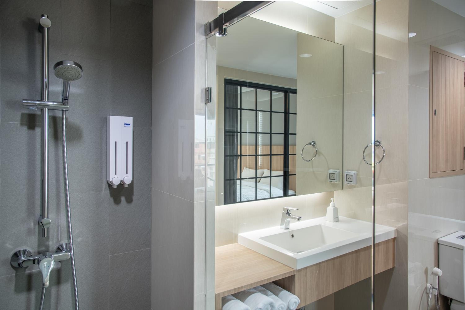 Foto de Mii Hotel Srinakarin - Sukhumvit