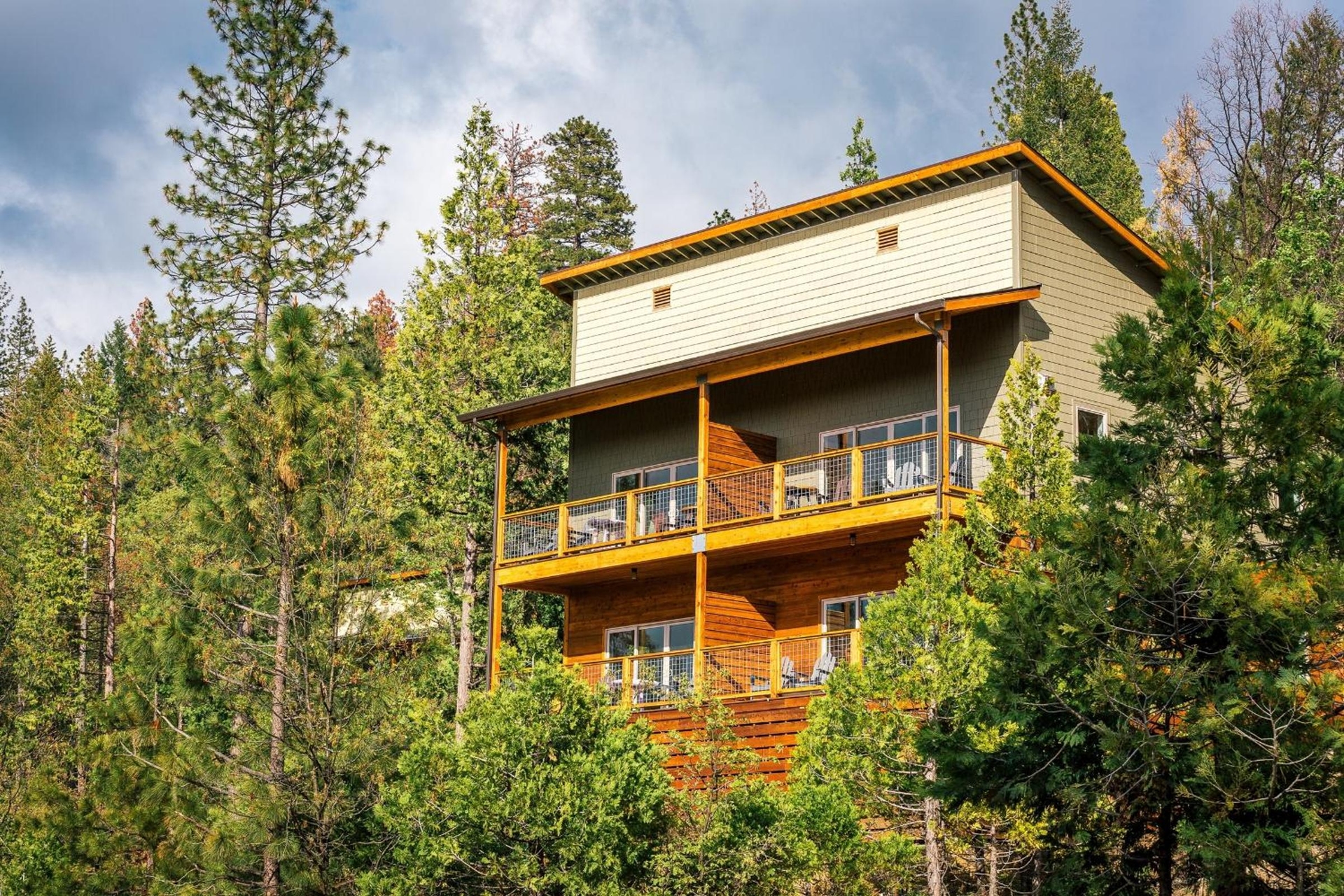 Rush Creek Lodge at Yosemite, Groveland