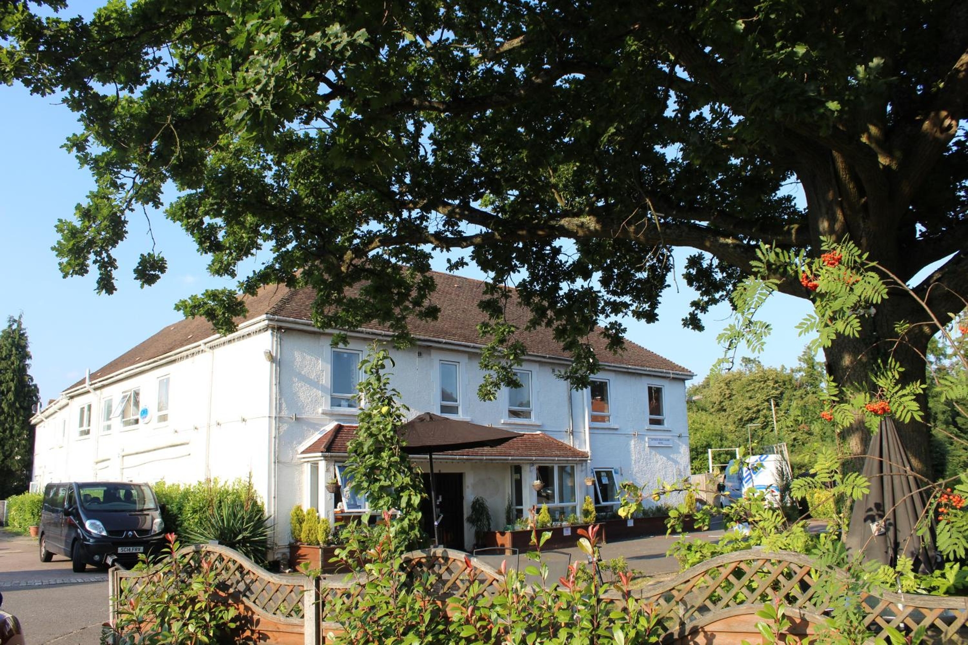 The Gatwick White House Hotel, Horley
