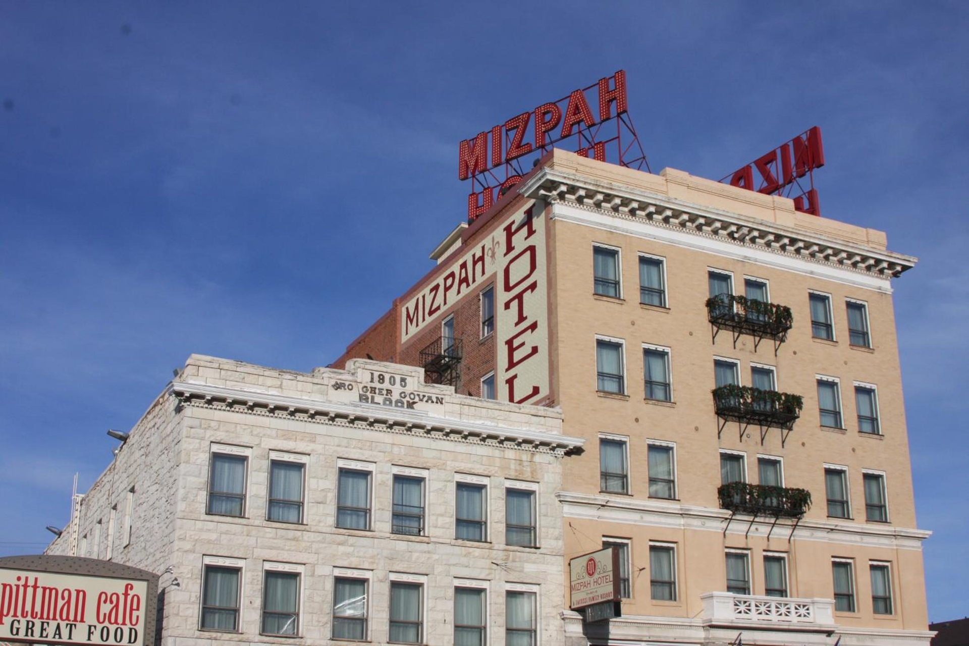 Mizpah Hotel, Tonopah