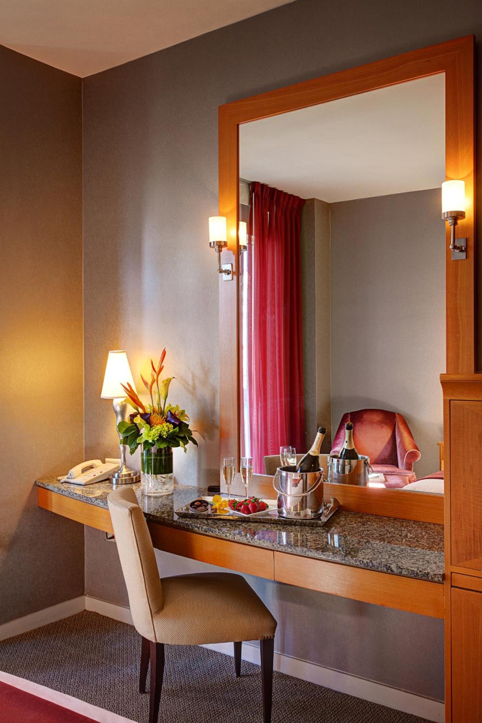 Foto de Hotel Giraffe by Library Hotel Collection