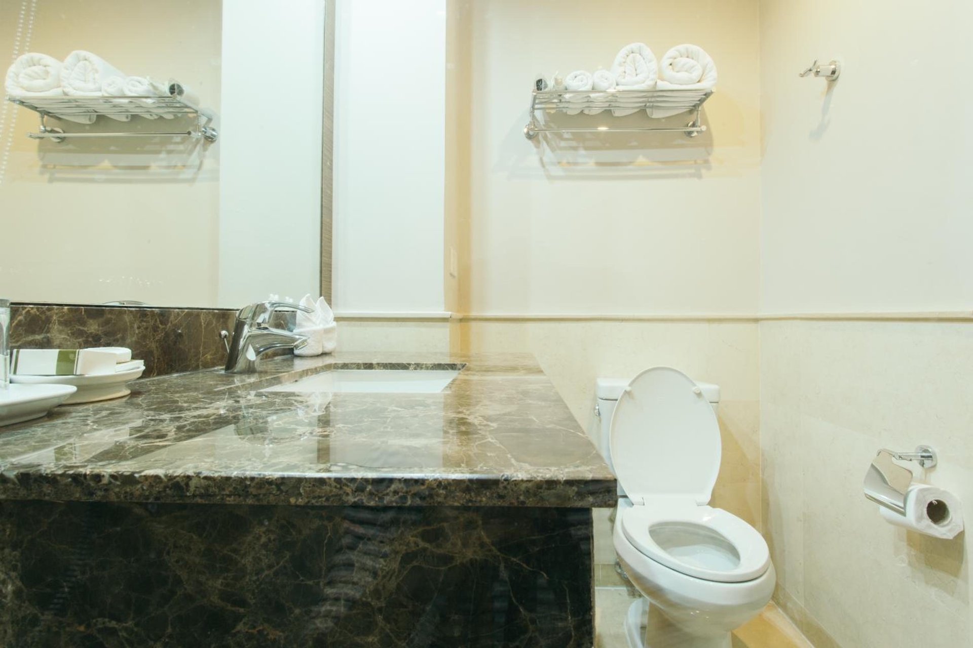 Foto de Thomson Residence Hotel
