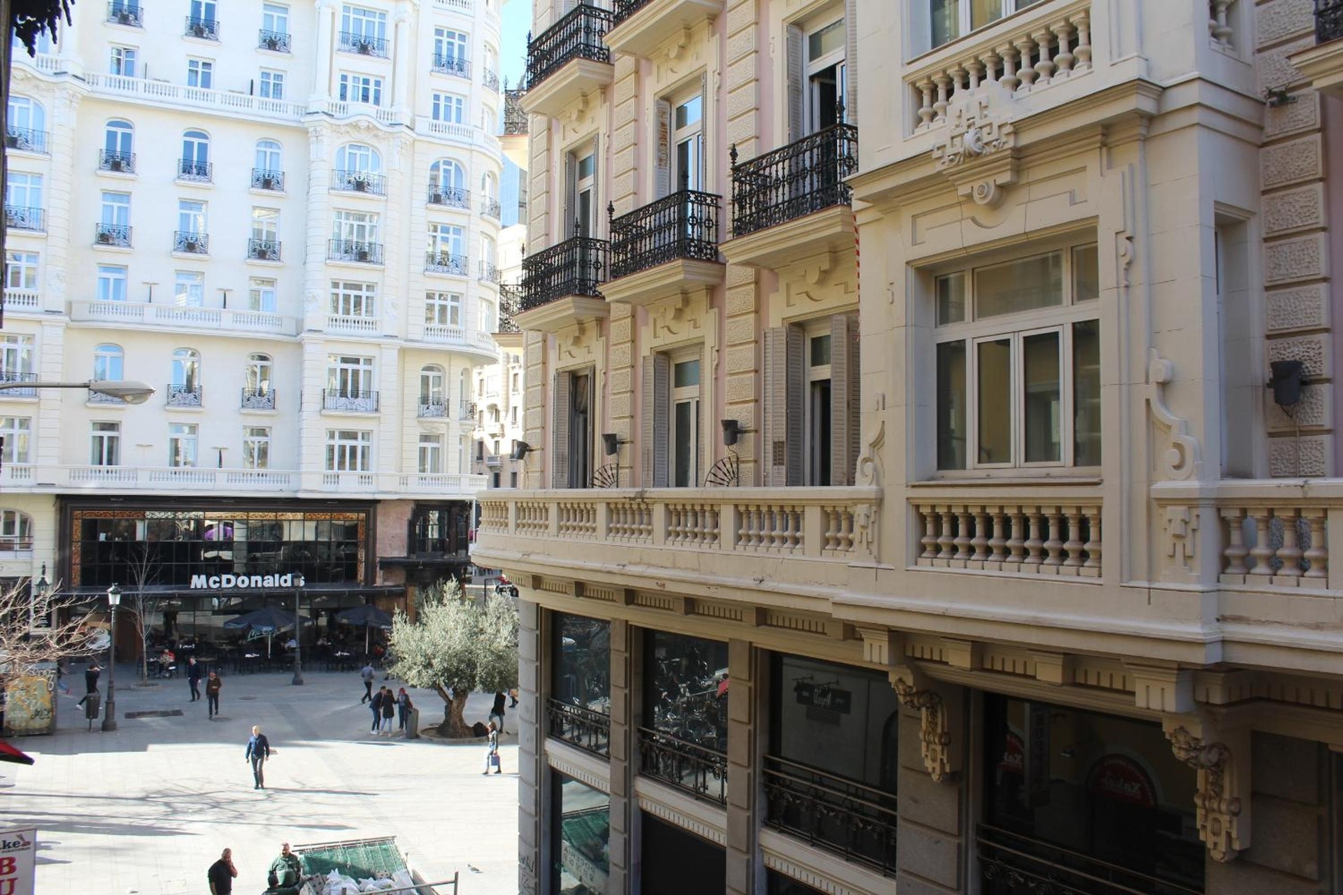 El Hostall, Madrid