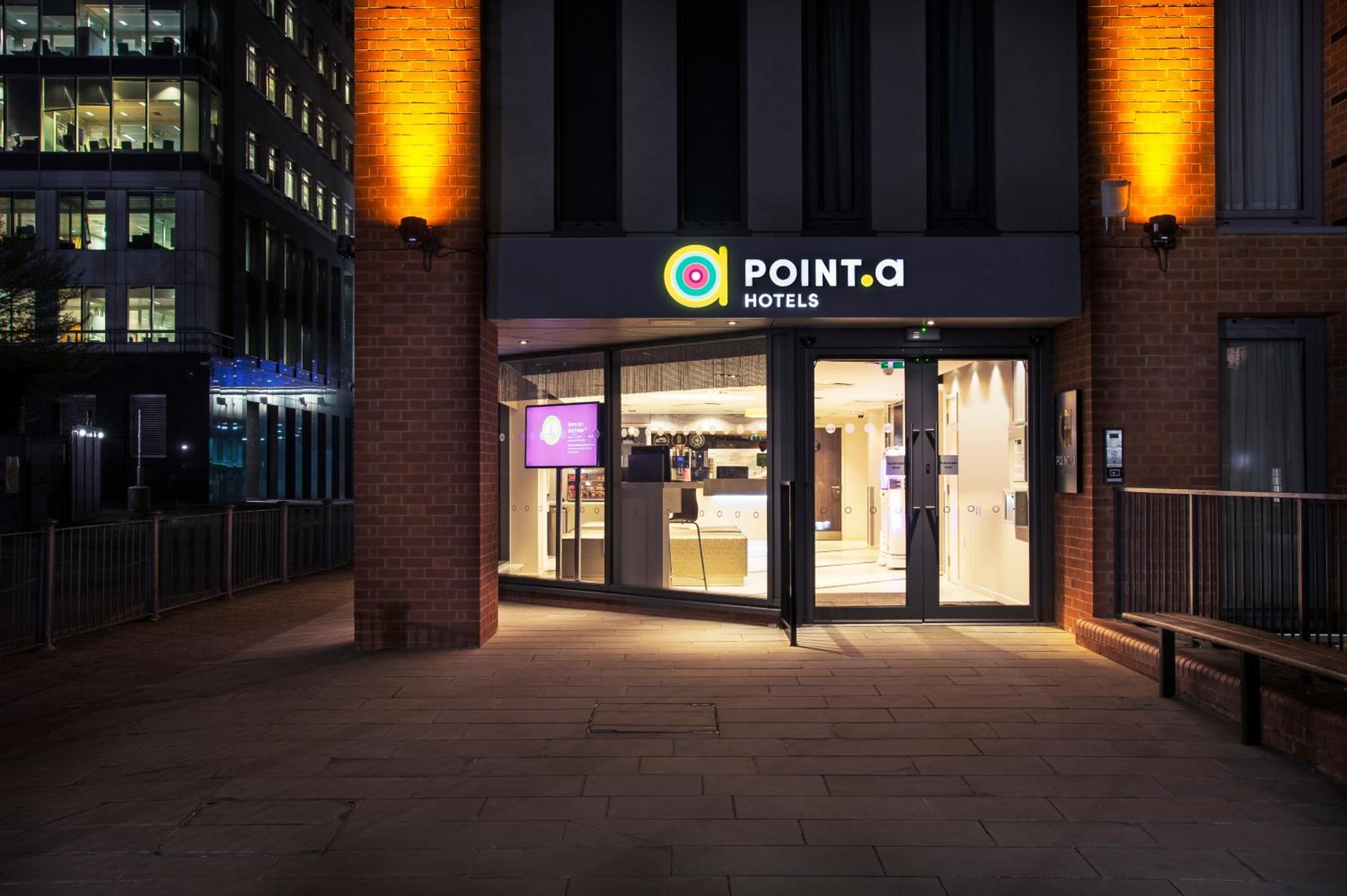 Point A Hotel London Canary Wharf, London