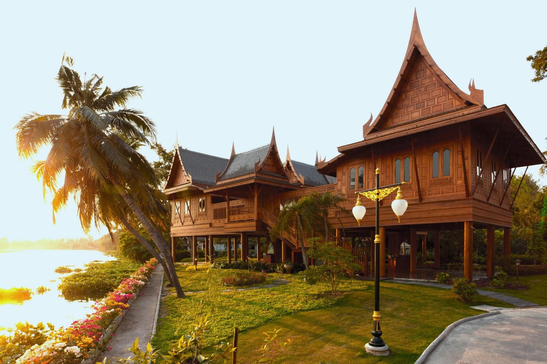 RK Riverside Resort & Spa (Reon Kruewal)