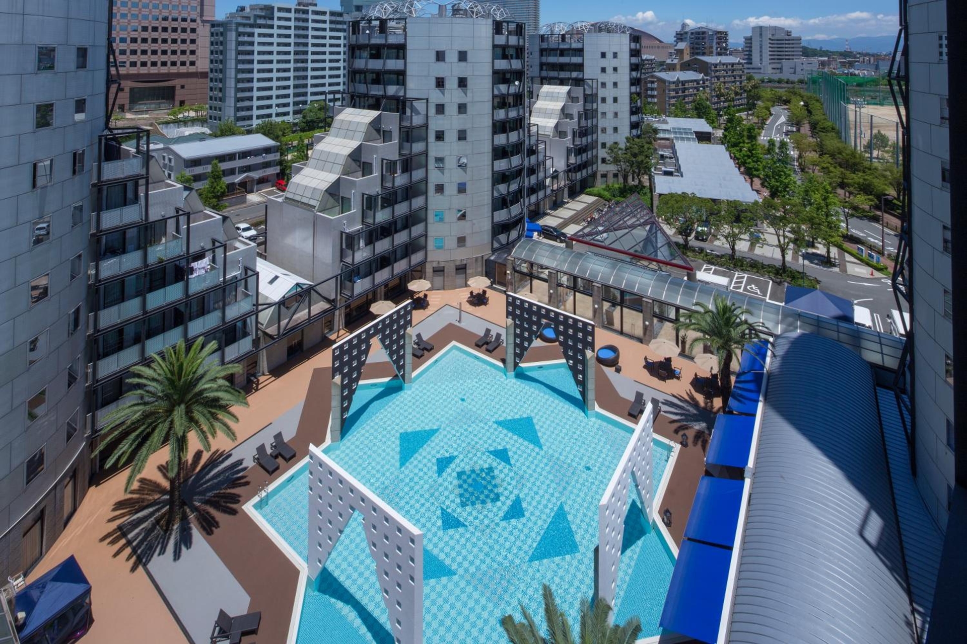 Foto de The Residential Suites Fukuoka