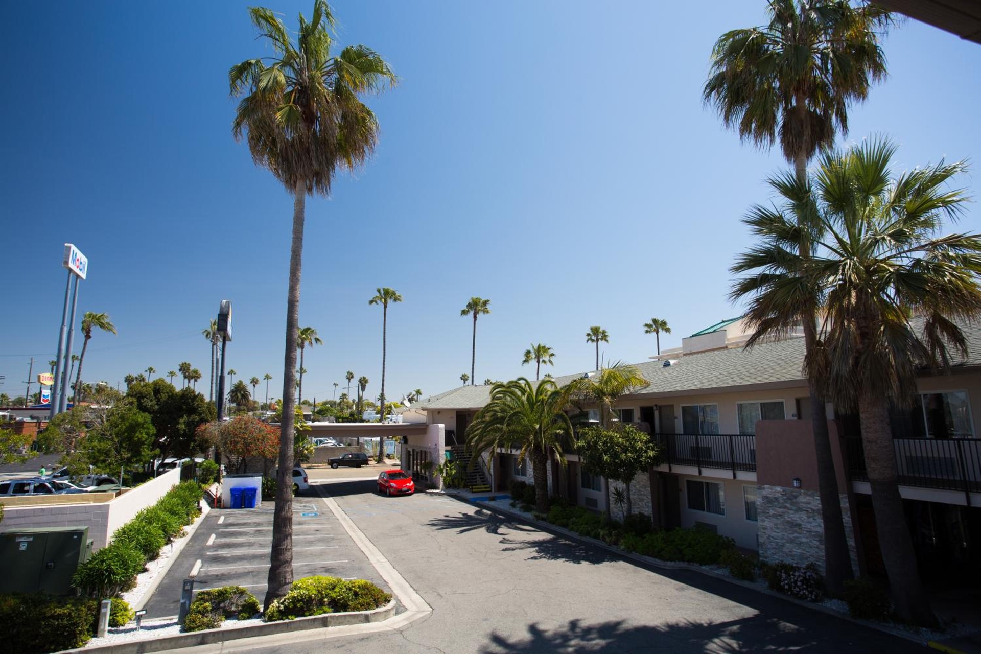 Days Inn by Wyndham Oceanside, Oceanside
