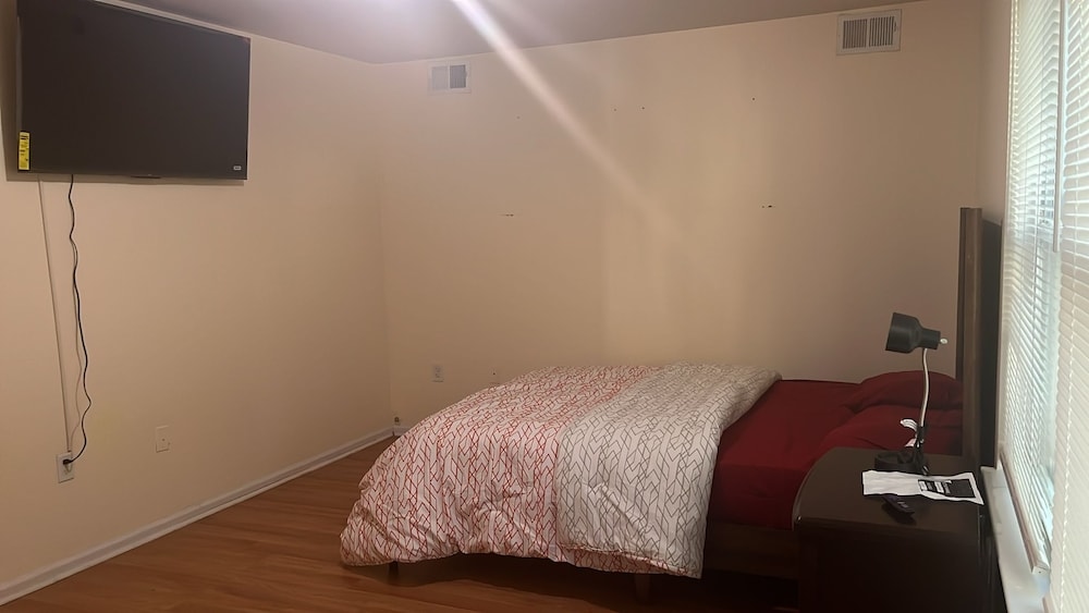 Foto de NWK 457  ROOM 111-A