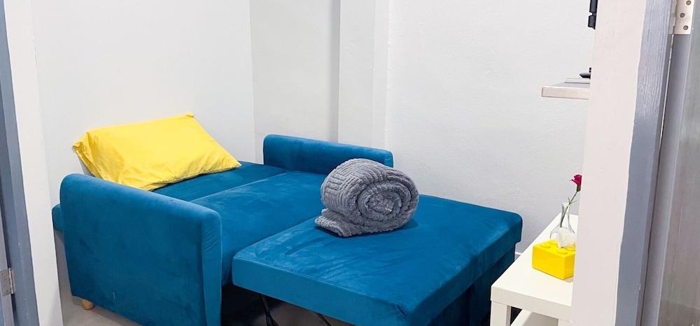 MAXi MaMa Room