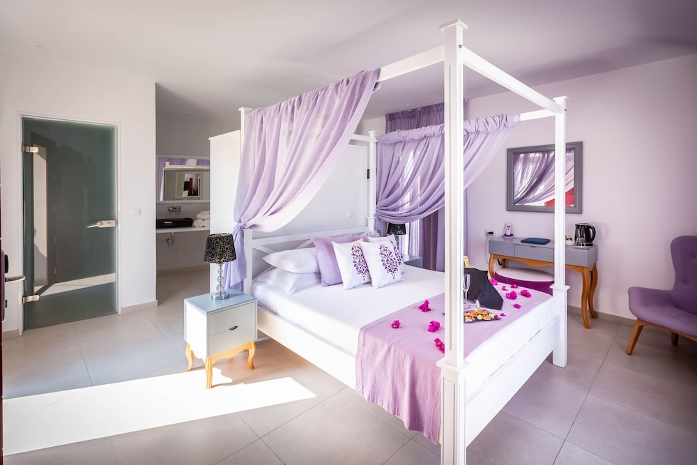 Foto de Mar n Mar Crown Hotel and Suites