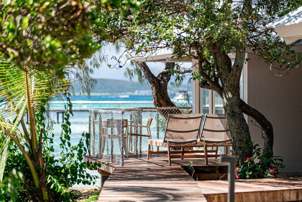 Foto de DoubleTree by Hilton Noumea Ilot Maitre Resort
