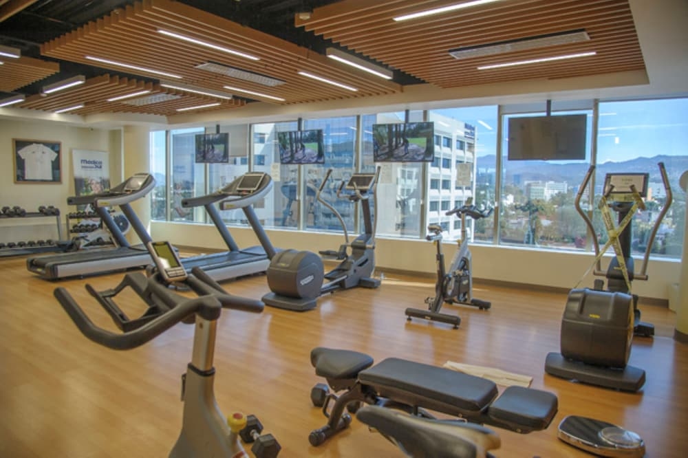 Foto de Holiday Inn Hotel & Suites Medica Sur by IHG