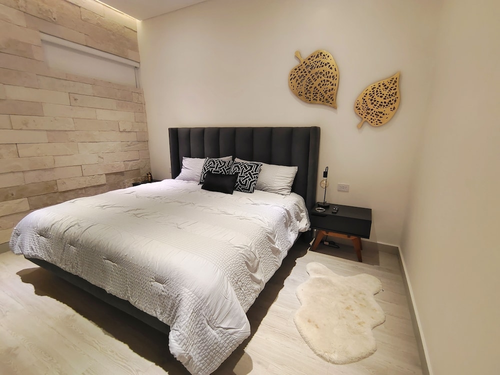 Foto de 1st Luxury Warehouse