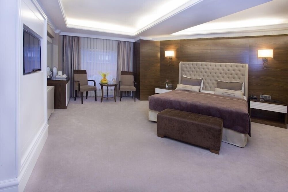 Foto de Mirilayon Hotel