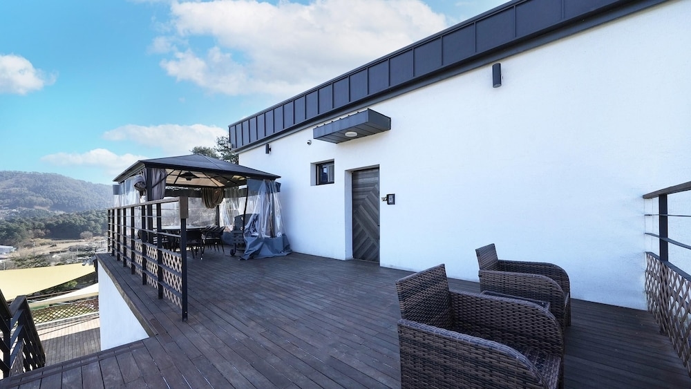 Foto de Gapyeong Pinetree Kids Pool Villa