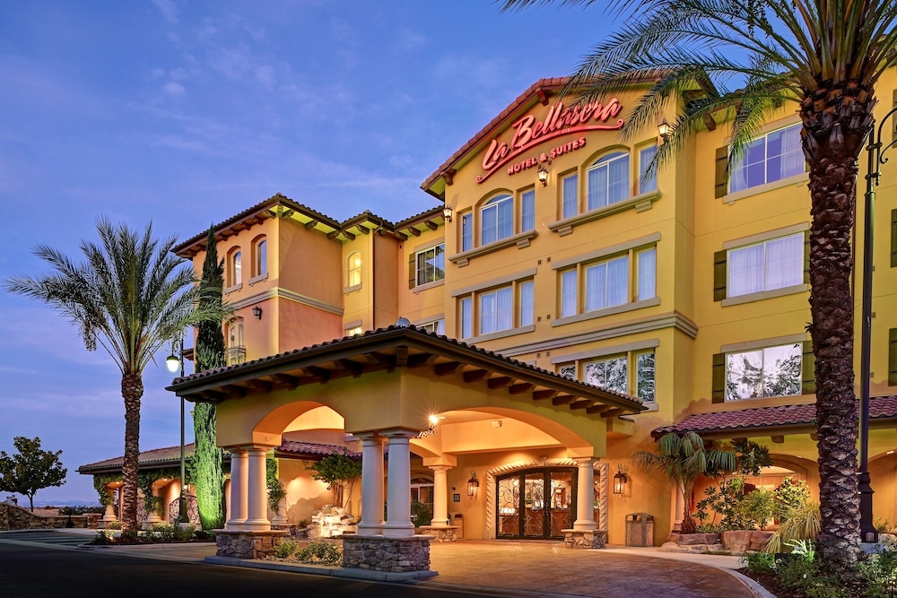 Bellasera Hotel & Suites Paso Robles, Tapestry by Hilton, Paso Robles