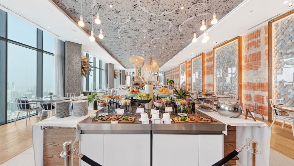 Foto de SLS Dubai Hotel & Residences