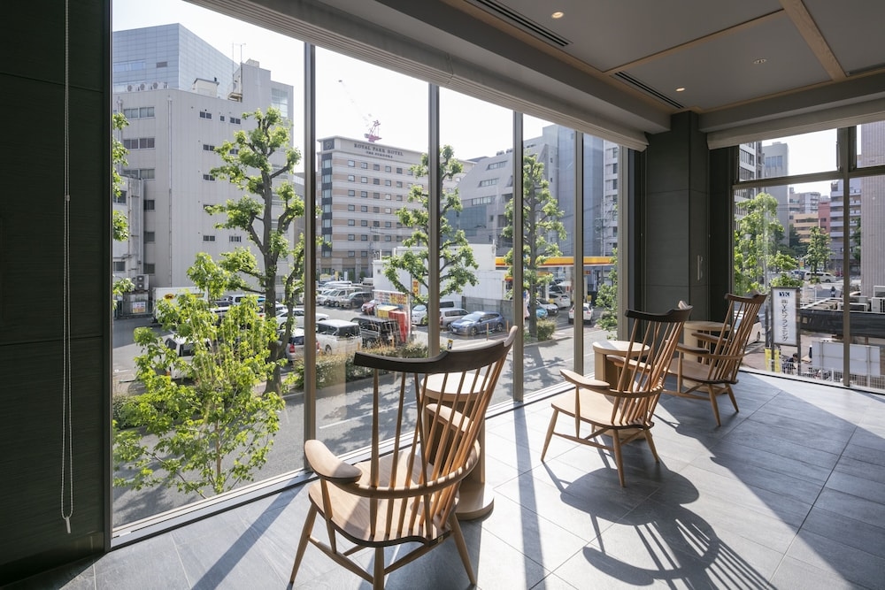 Foto de JR WEST GROUP VIA INN HAKATAGUCHI EKIMAE