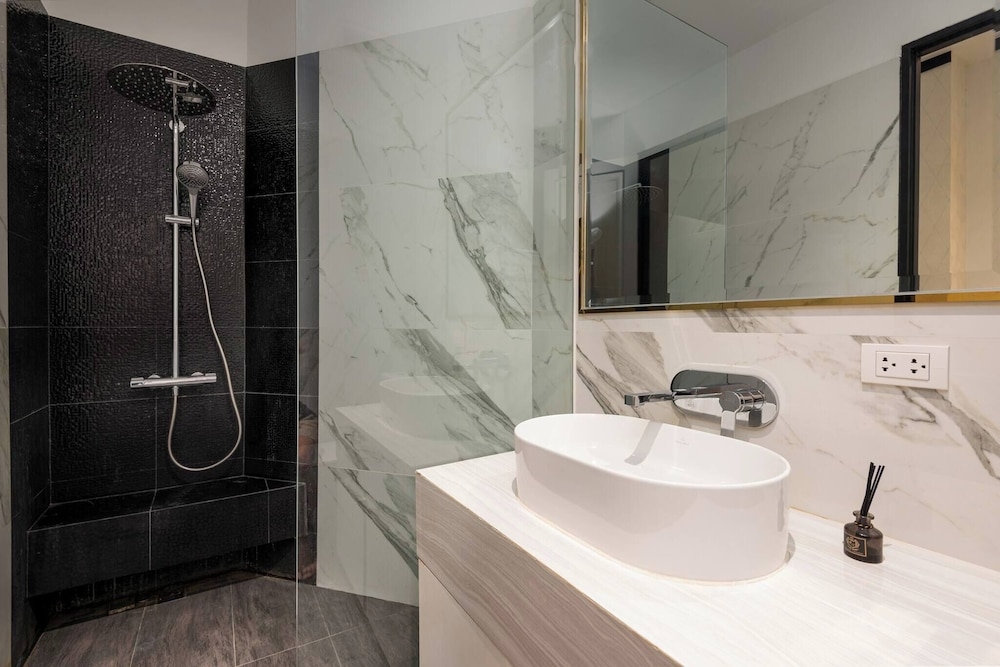Foto de Stylish 7beds Poolhouse With Cinema & Lift - 2min to BTS