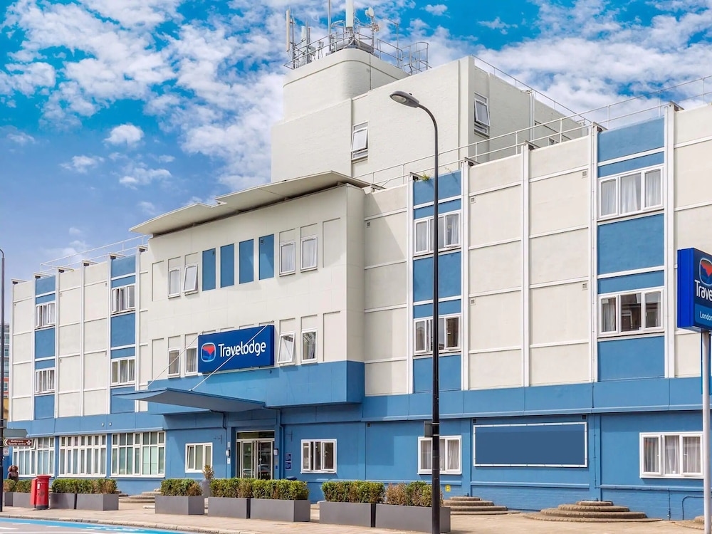 Travelodge London Battersea, London