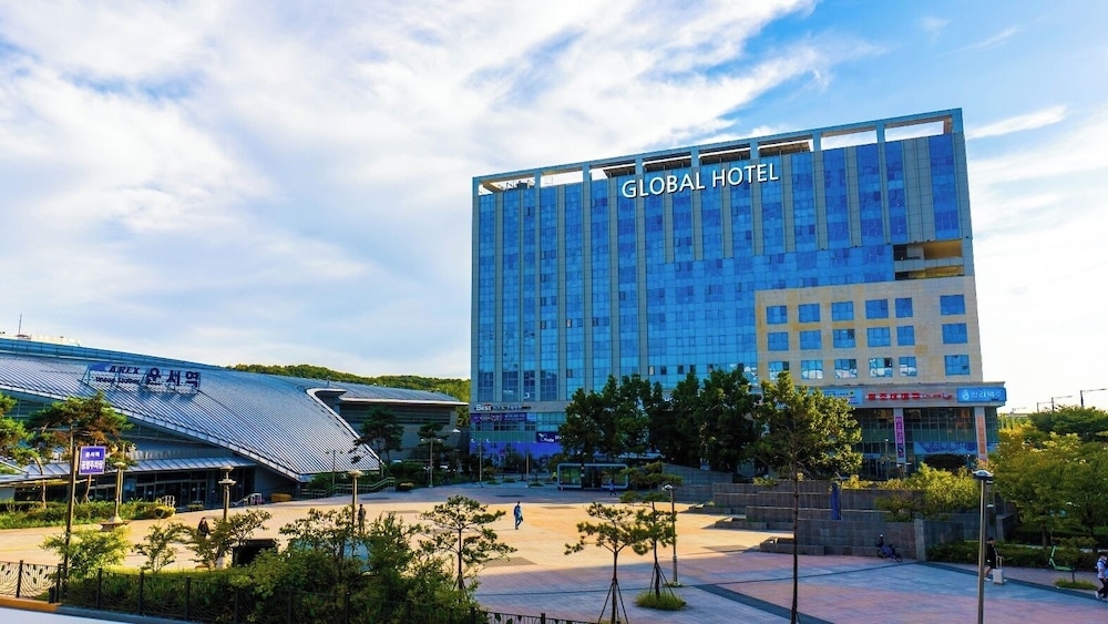 Incheon Airport Global Hotel & Suites