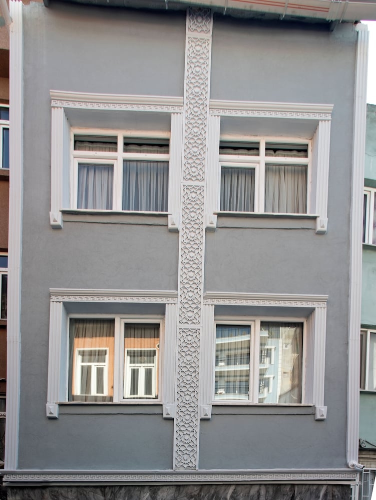 Carvan Hotel