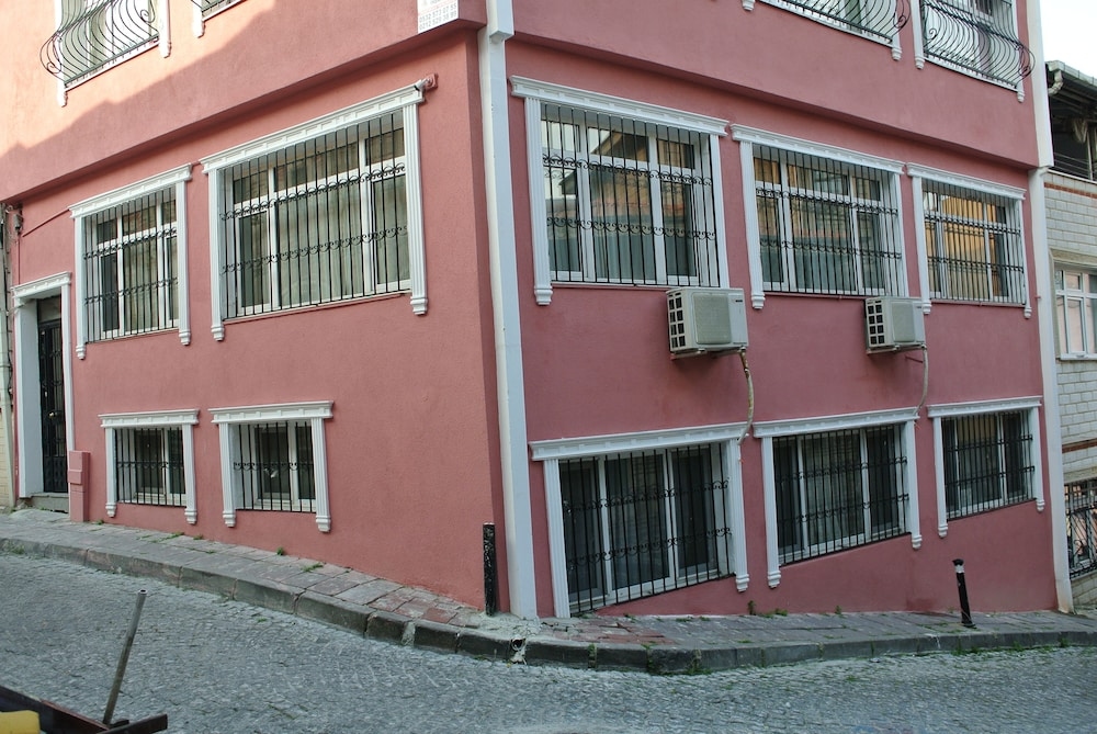 Emirhan Guest House & Suites, Estambul
